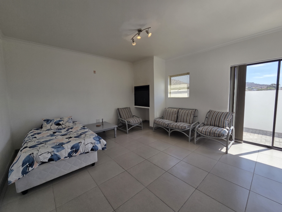 4 Bedroom Property for Sale in Harbour Lights Western Cape